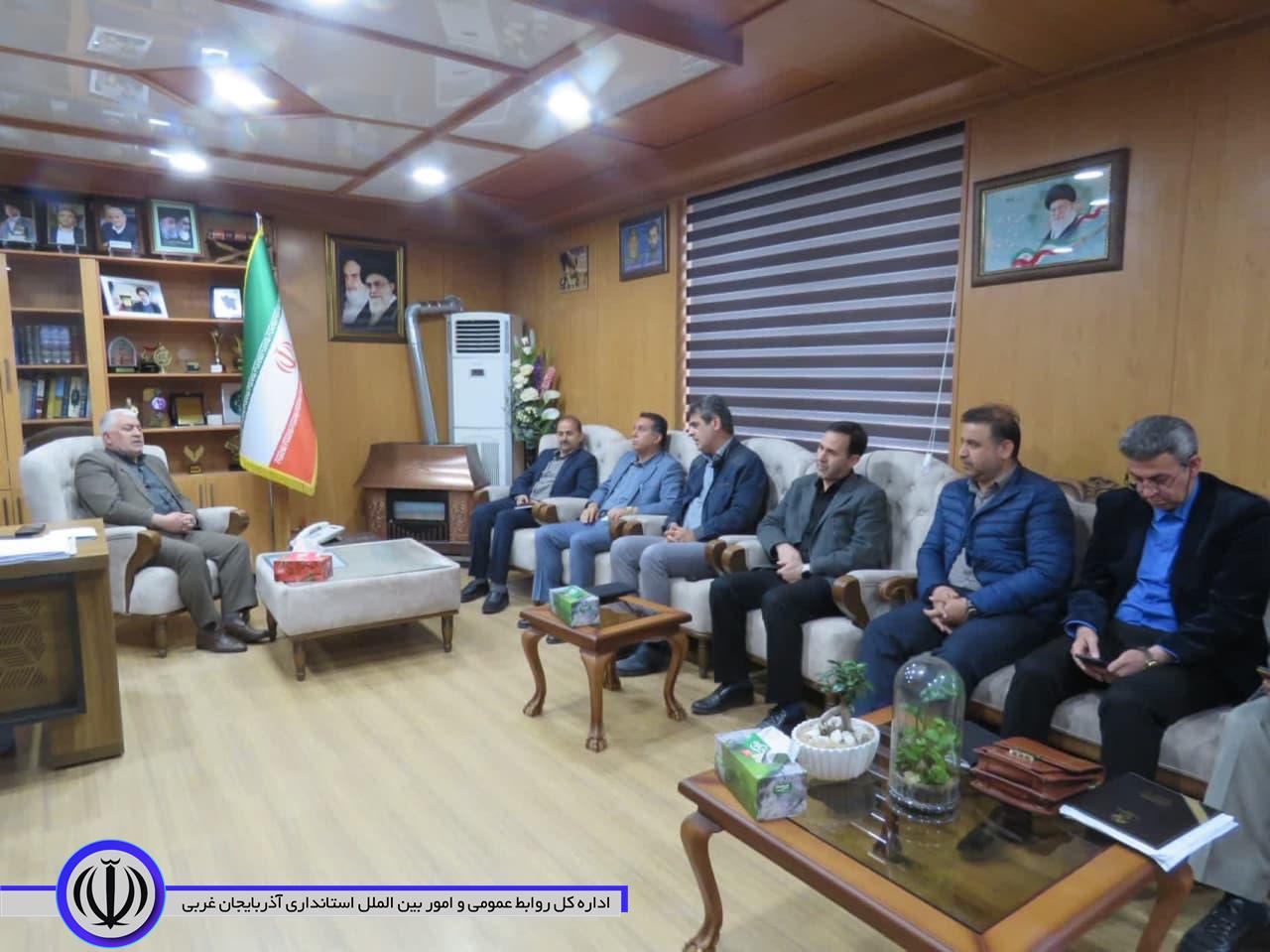 ستاد مقابله با بحران شهرستان مهاباد تشکیل جلسه داد