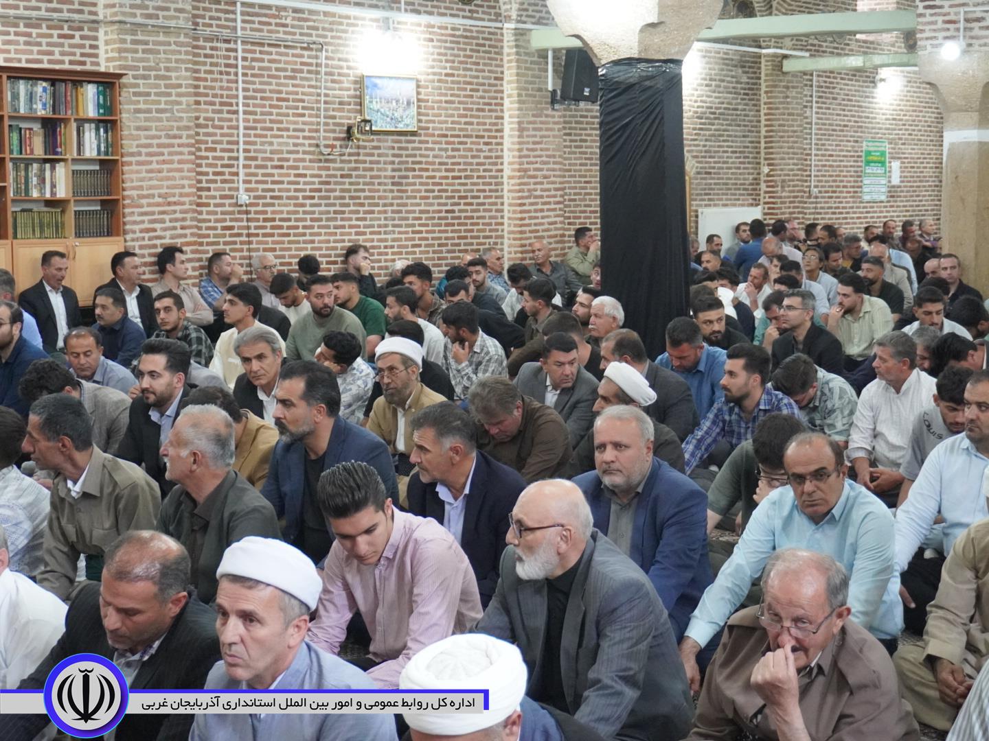 آیین سالگرد ارتحال ملکوتی حضرت امام خمینی (ره) در مهاباد برگزار شد