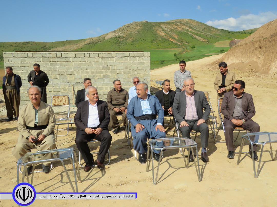 عملیات اجرایی پنج کیلومتر از مسیر روستایی مهاباد به بوکان آغاز شد