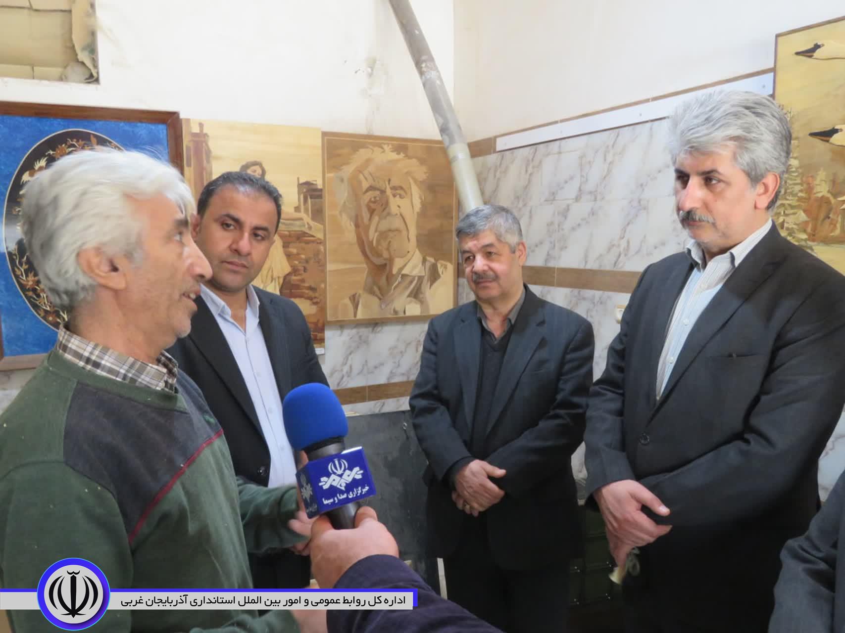 گفتوگو فرماندار با شهروندان و کسبه خوشنام مهاباد