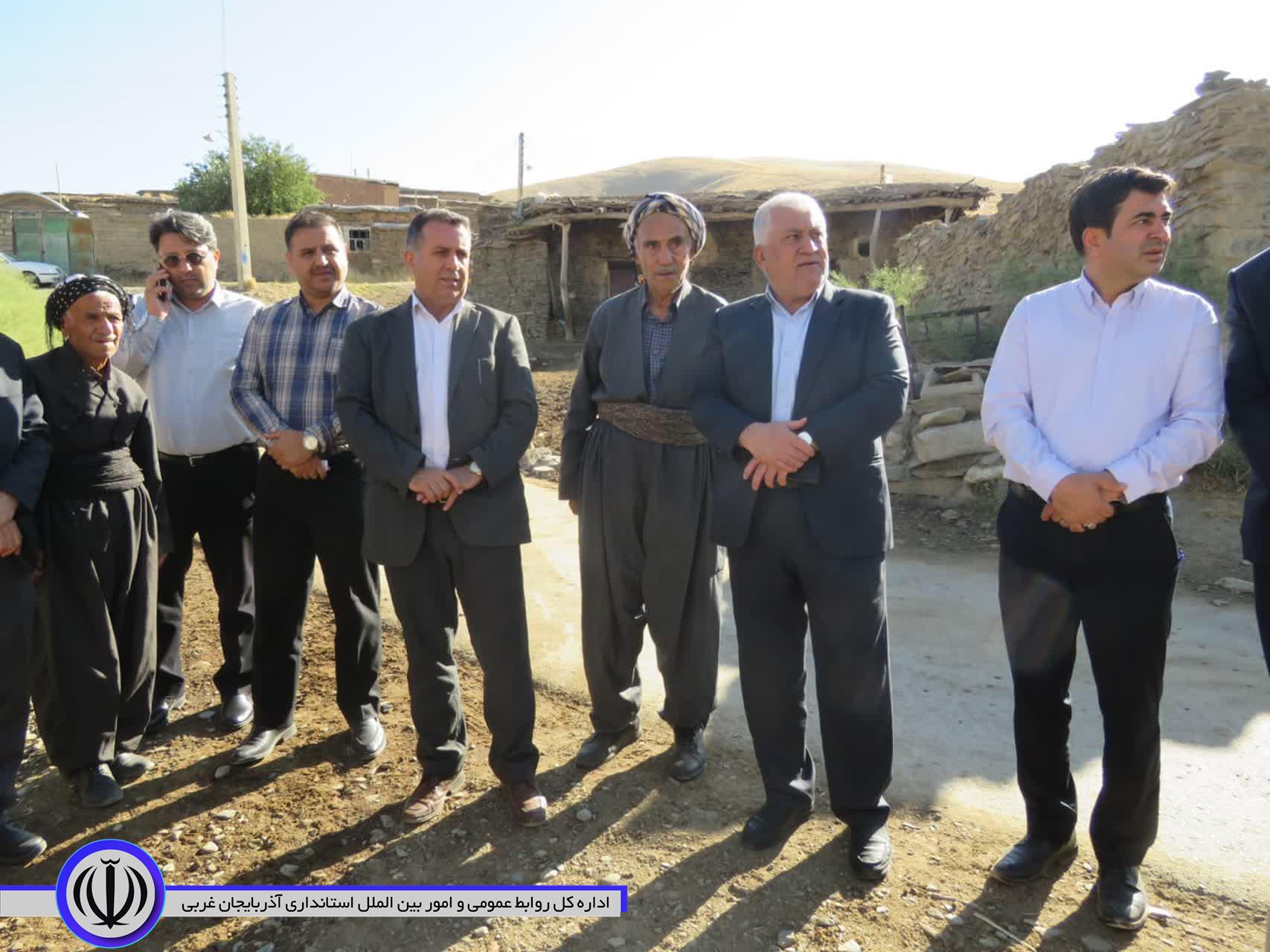 تداوم حضور میدانی فرماندار ویژه مهاباد در روستاهای بخش خلیفان