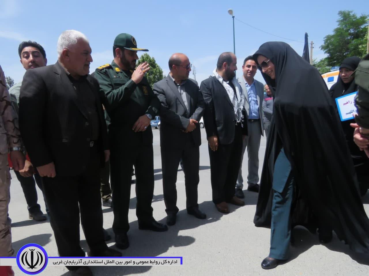 کاروان زائران مهابادی عازم مرقد مطهر امام خمینی (ره) شد