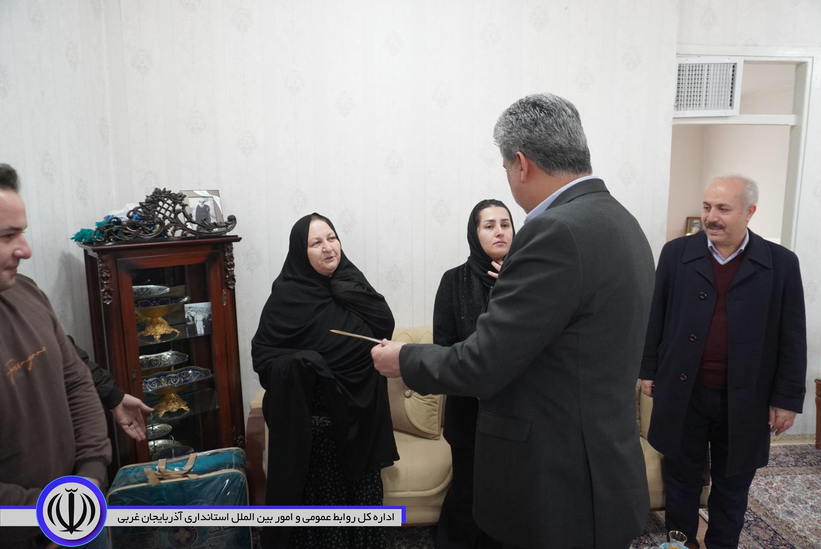 قدردانی از سال‌ها صبر و استقامت خانواده‌های شهدا