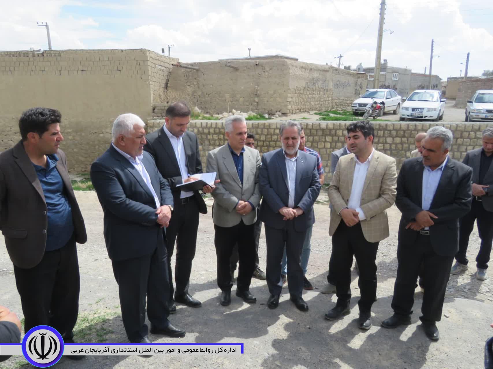 فرماندار ویژه مهاباد از 3 روستای بخش مرکزی بازدید کرد