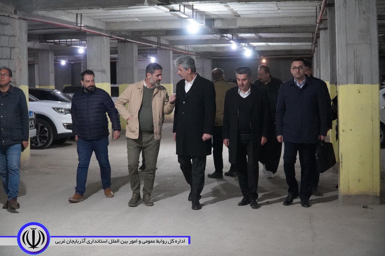 بازدید میدانی سرپرست فرمانداری مهاباد از مجتمع تجاری ساحل