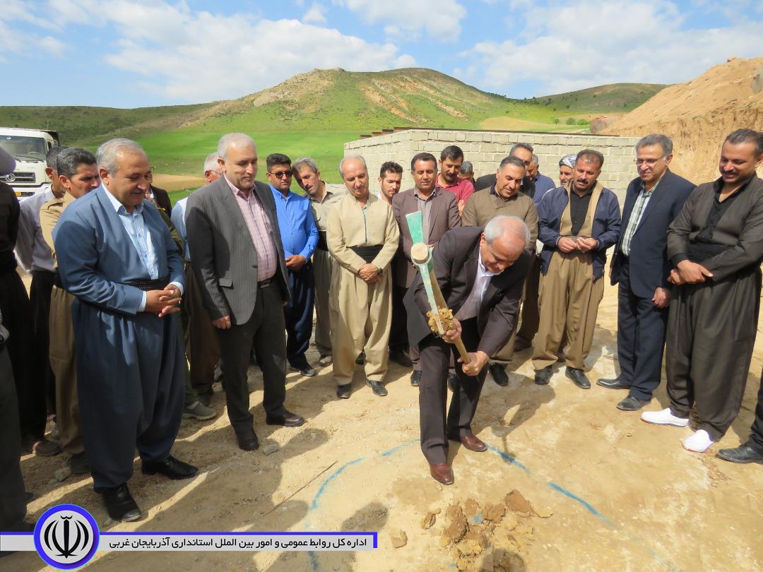 عملیات اجرایی پنج کیلومتر از مسیر روستایی مهاباد به بوکان آغاز شد