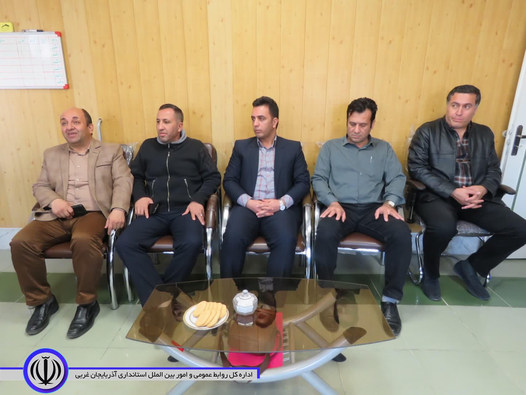 بازدید فرماندار ویژه مهاباد از اداره و اماکن ورزشی اداره ورزش و جوانان