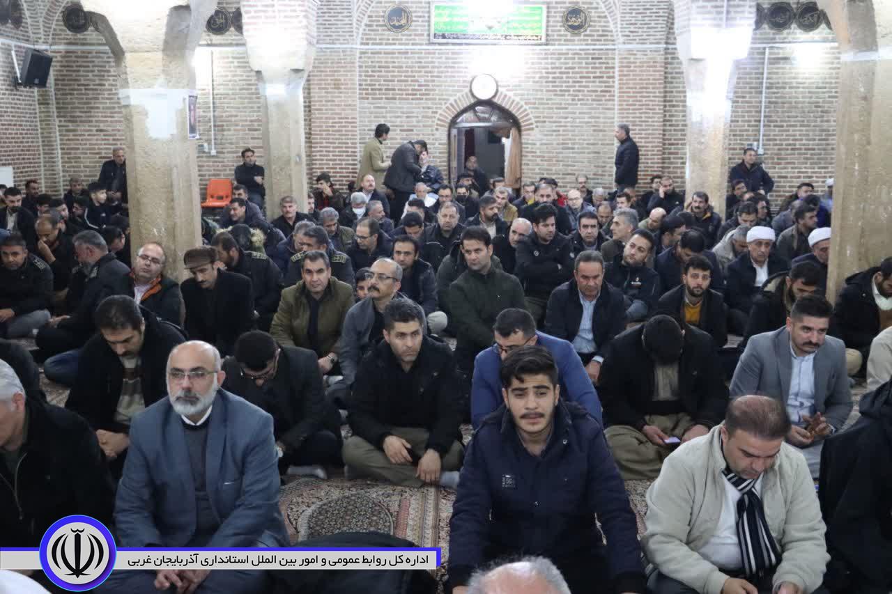 آیین بزرگداشت شهید سیدحسن نصرالله و شهید سید هاشم صفی الدین در مسجد جامع مهاباد