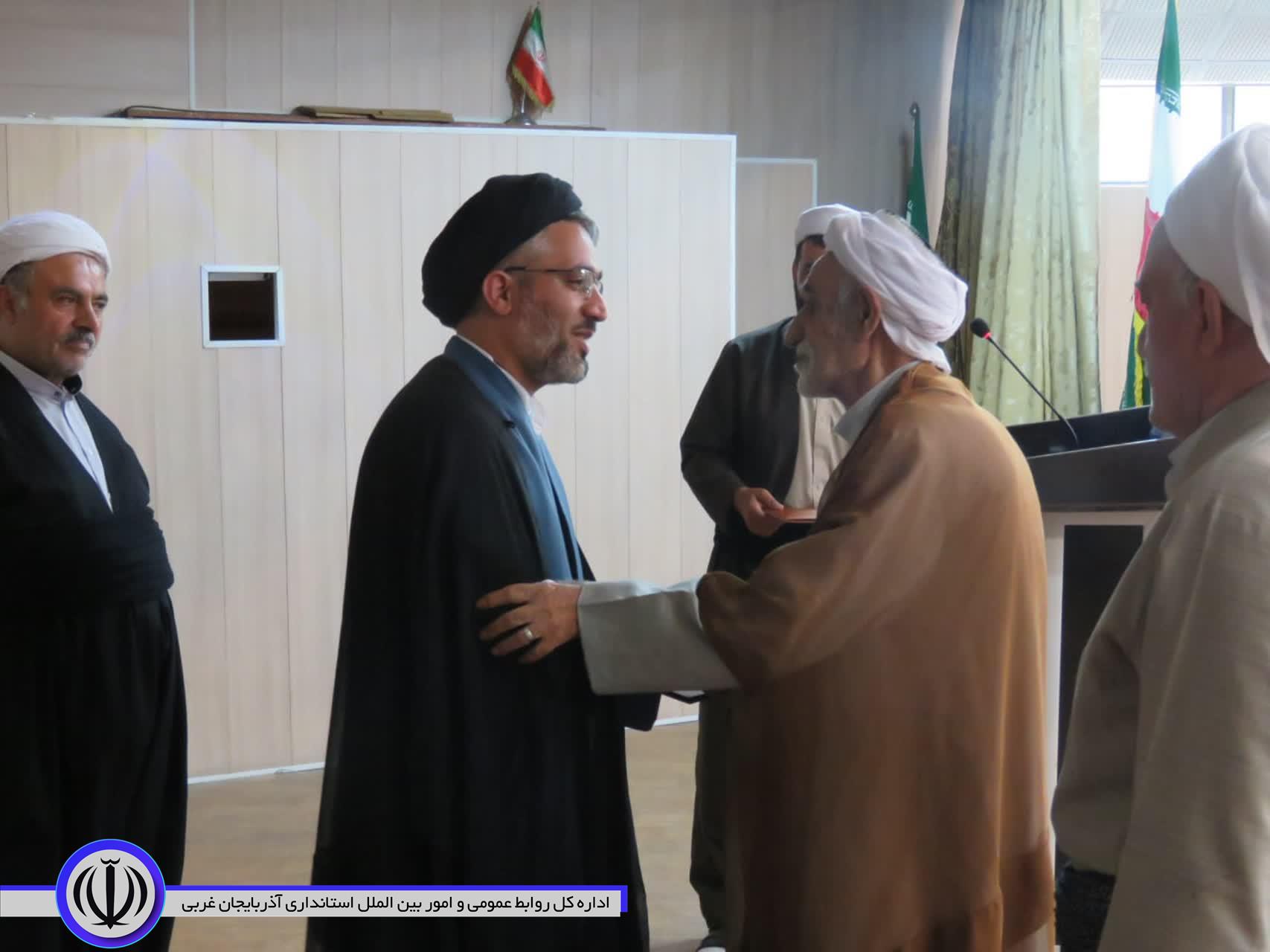 مدیر مرکز اسلامی آذربایجانغربی: عزت امروز ایران در دنیا انکارناپذیر است