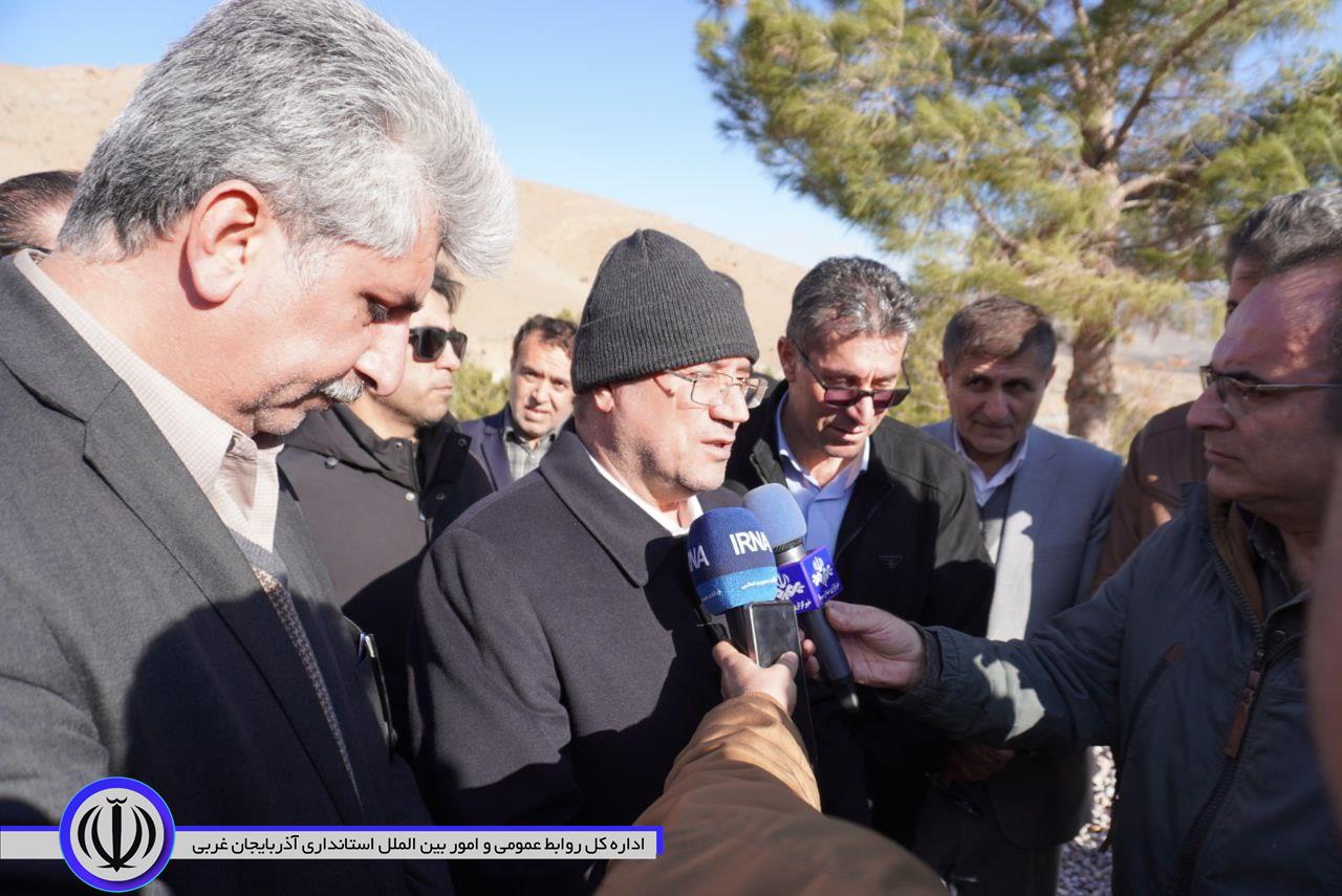 بازدید استاندار آذربایجان‌غربی از روند احداث مجتمع گردشگری و تفریحی پارک استاد هه‌ژار در مهاباد