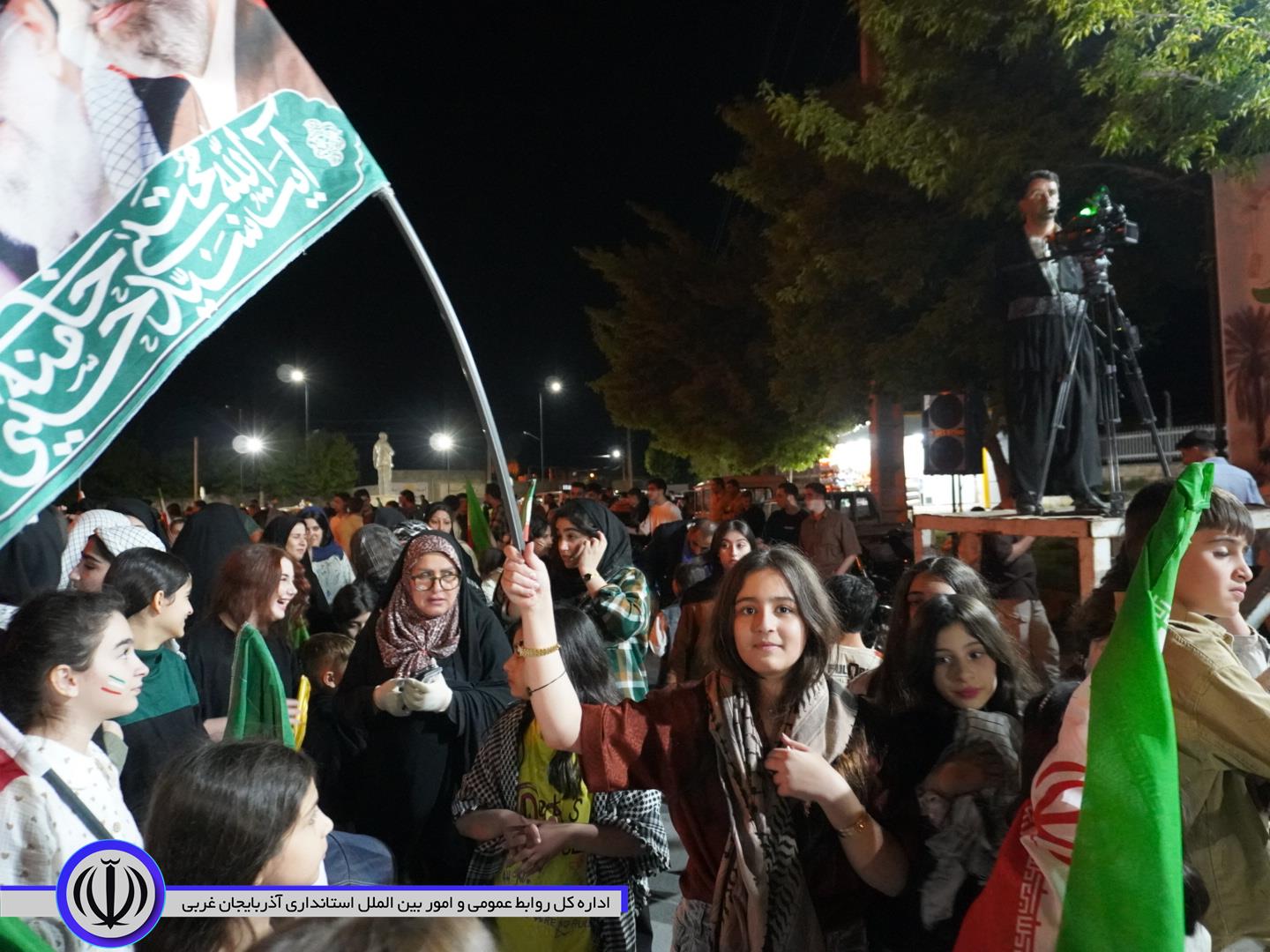 جانفشانی مردم ایران از ابتدای پیروزی انقلاب اسلامی تاکنون تداوم داشته است