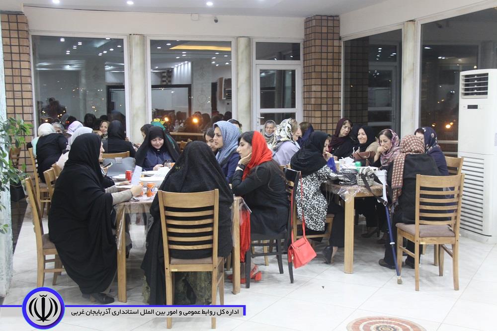 آیین جشن گلریزان ویژه آزادی زندانیان جرایم غیرعمد در مهاباد برگزار شد
