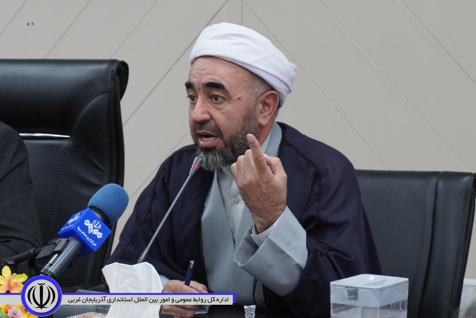 اولین جلسه شورای اداری مهاباد برگزار شد