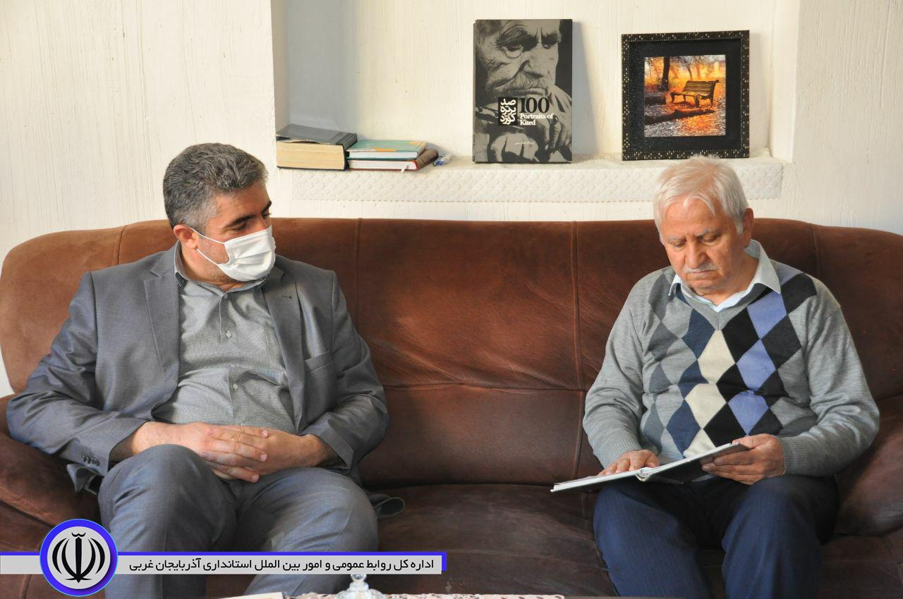 دیدار فرماندار مهاباد با اصحاب قلم و هنر