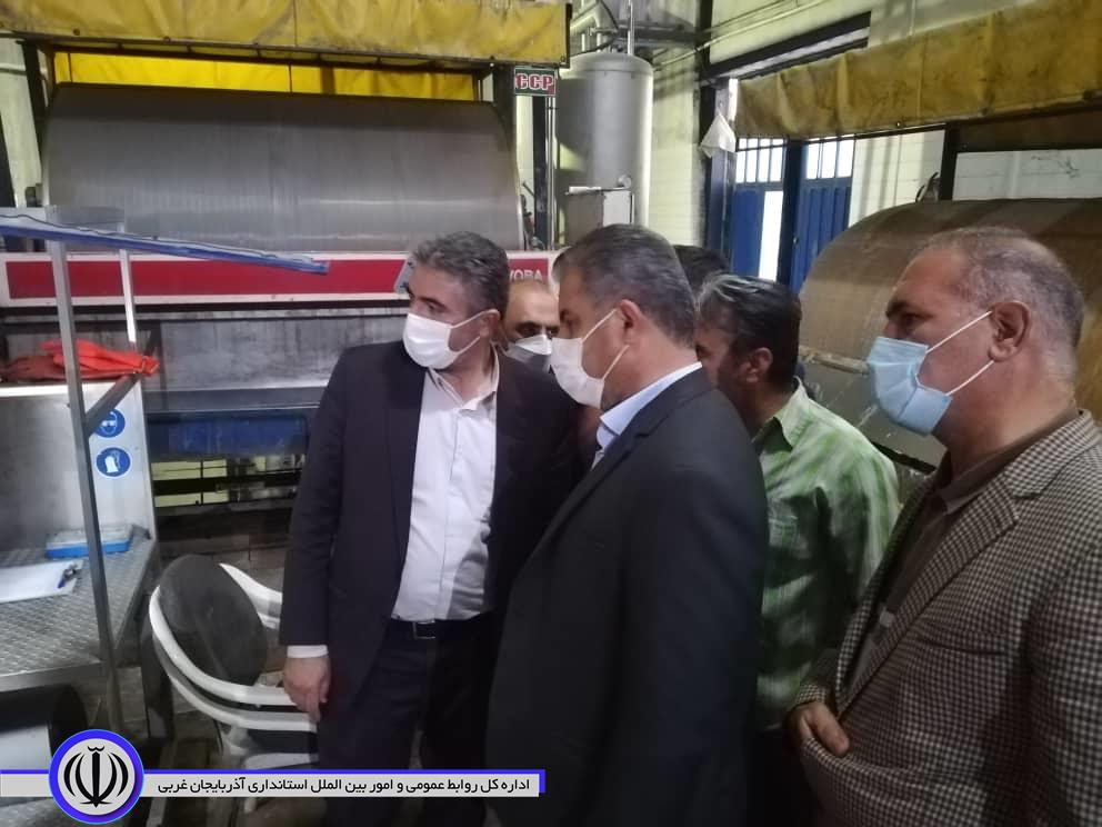 بازدید فرماندار مهاباد از شرکت شهد مهاباد