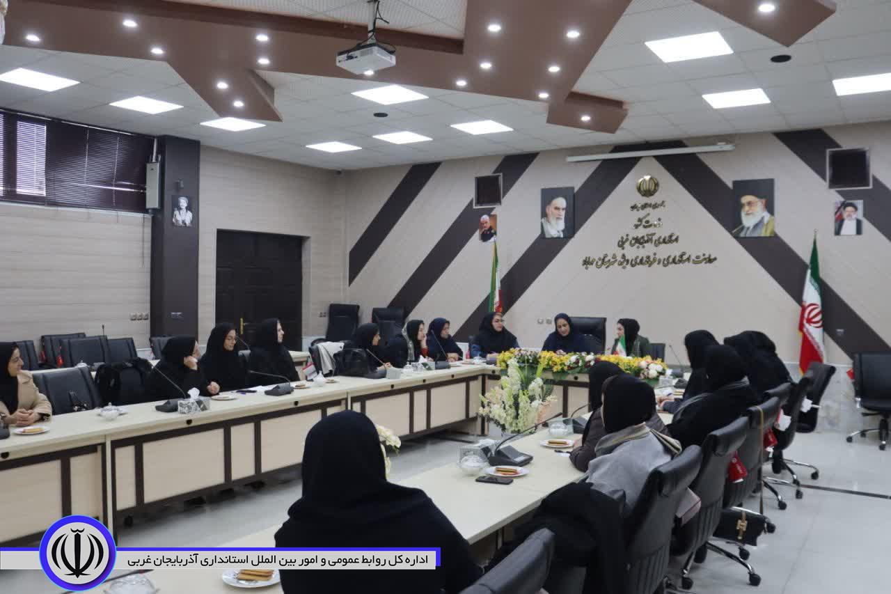 اعلام برنامههای هفته گرامیداشت زن و روز مادر در مهاباد