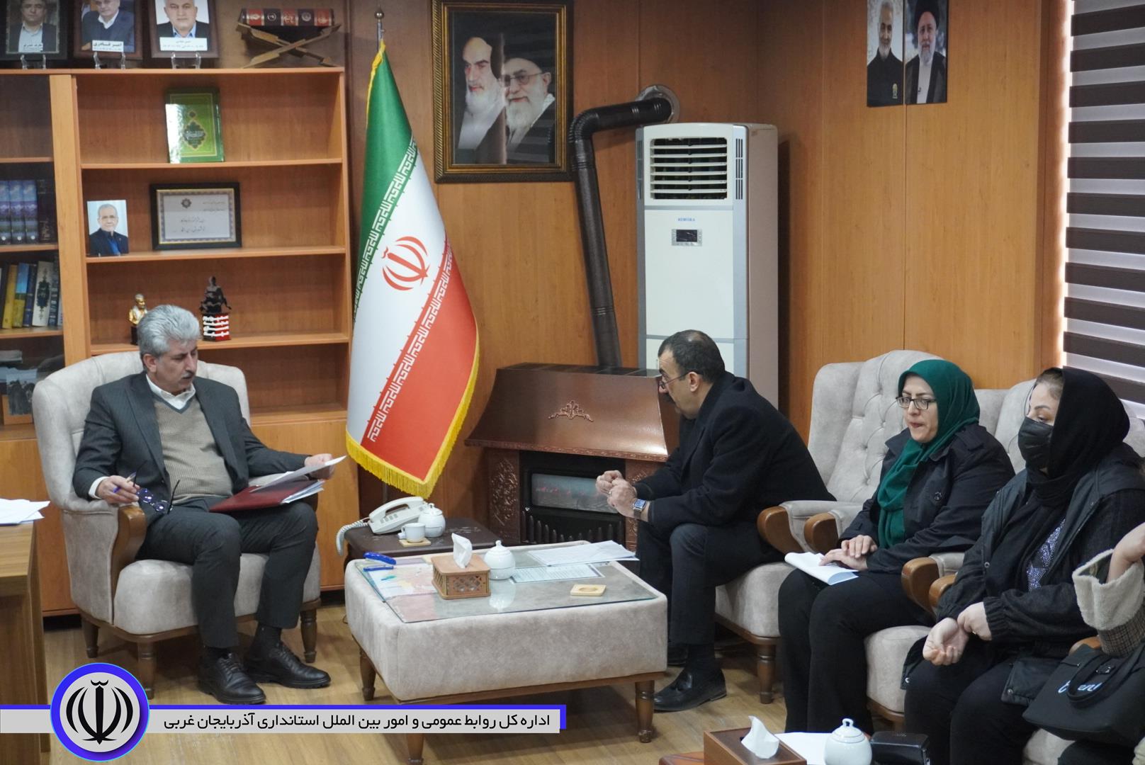 پاسخگویی و پیگیری مطالبات شهروندان در ملاقات مردمی با فرماندار مهاباد