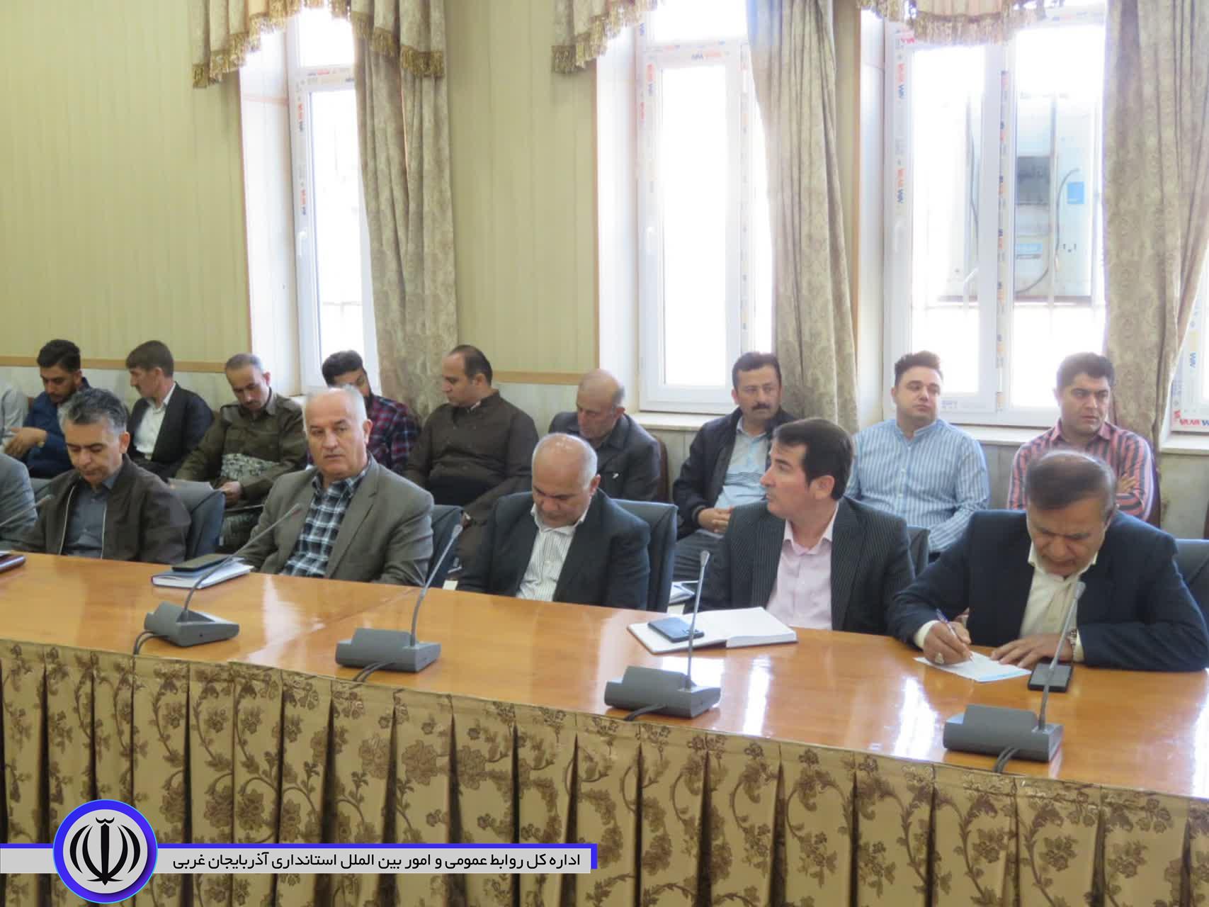 بررسی مشکلات بخش خلیفان در اولین نشست شورای اداری شهرستان مهاباد