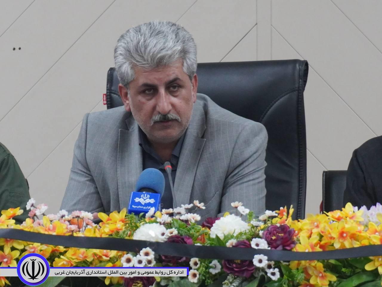 اعزام کاروان 9 اتوبوسی از مهاباد به مراسم وداع و تشییع پیکر رهبر شهید انقلاب