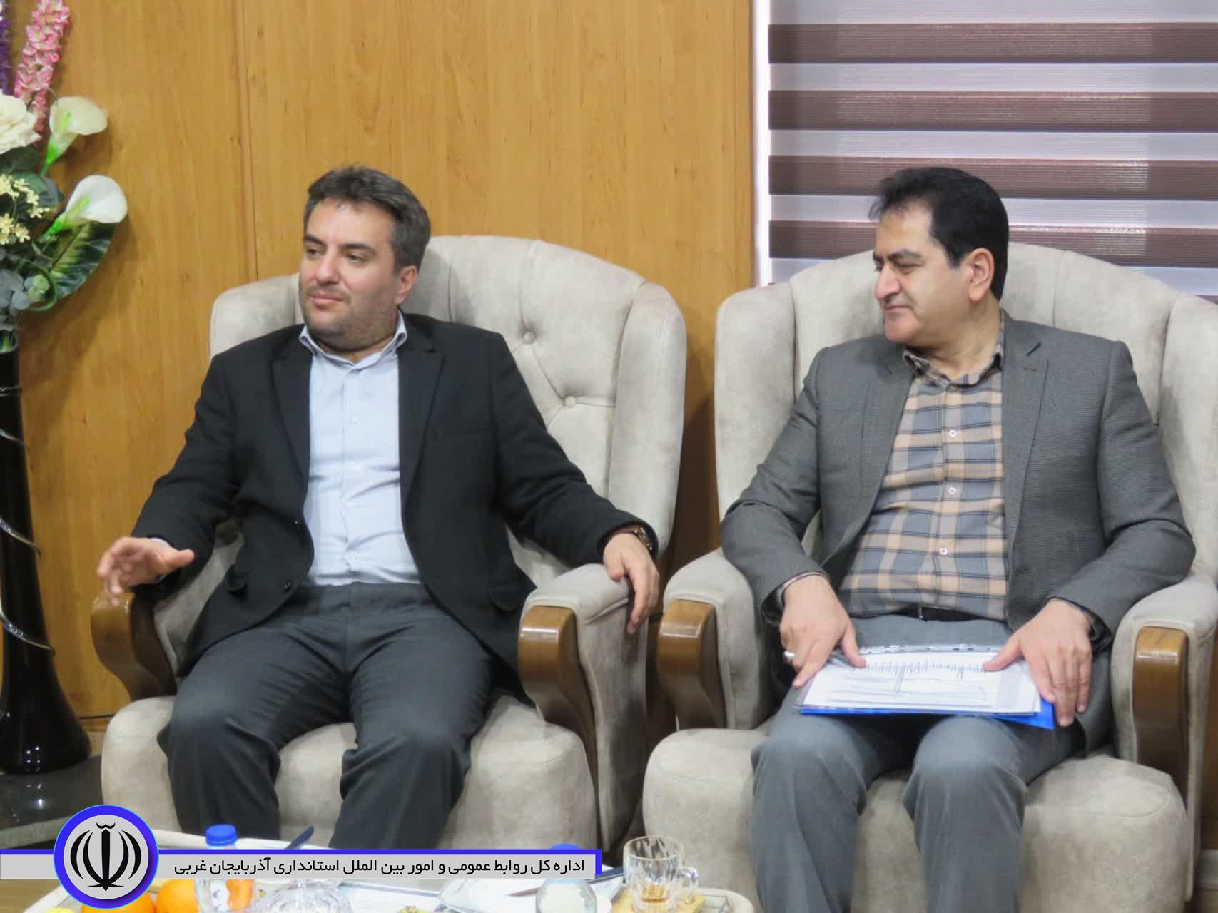 دیدار مدیرکل بنیاد مسکن انقلاب اسلامی آذربایجان غربی با سرپرست فرمانداری مهاباد