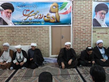 مراسم بزرگداشت حماسه نهم دی ماه در مسجد جامع مهاباد برگزار شد