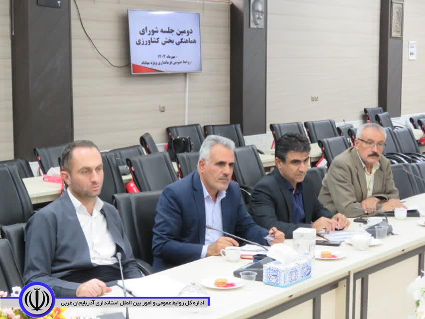 فرماندار مهاباد: کشاورزان باید بر اساس واقعیت کم‌آبی برنامه‌ریزی کنند