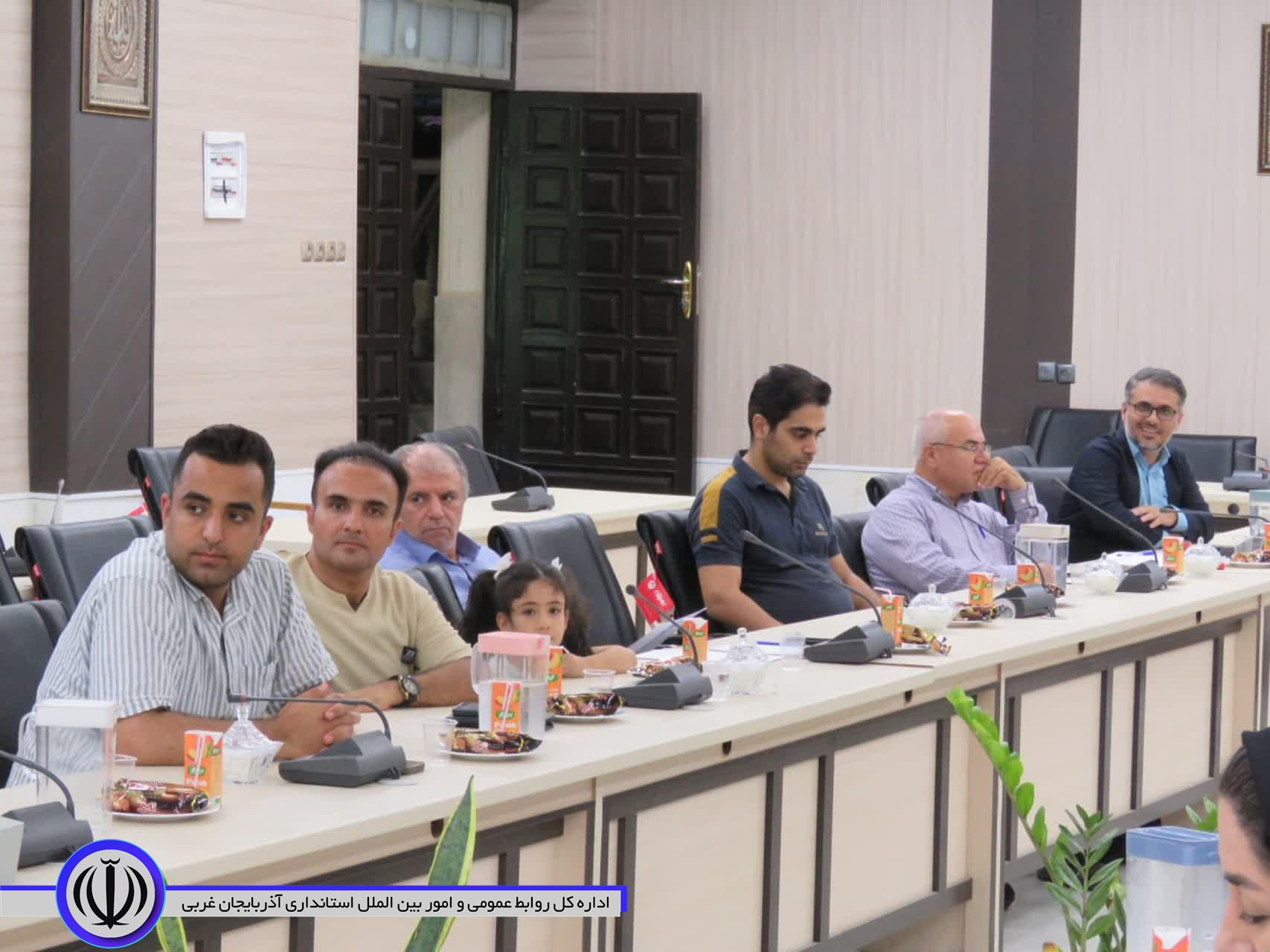 مراسم گرامیداشت روز خبرنگار در مهاباد برگزار شد