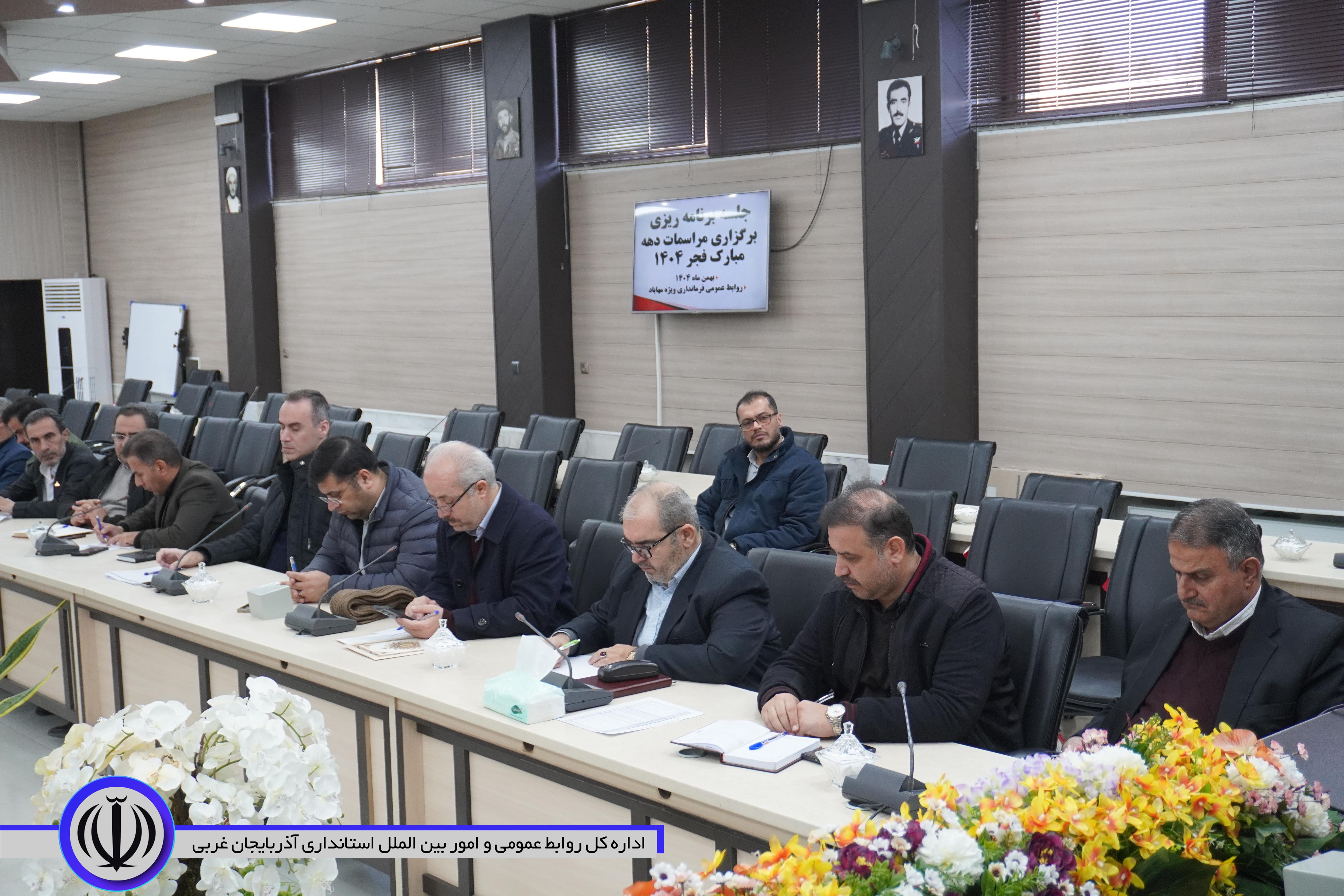 2.3 همت پروژه عمرانی در مهاباد آماده بهره‌برداری و کلنگ‌زنی است