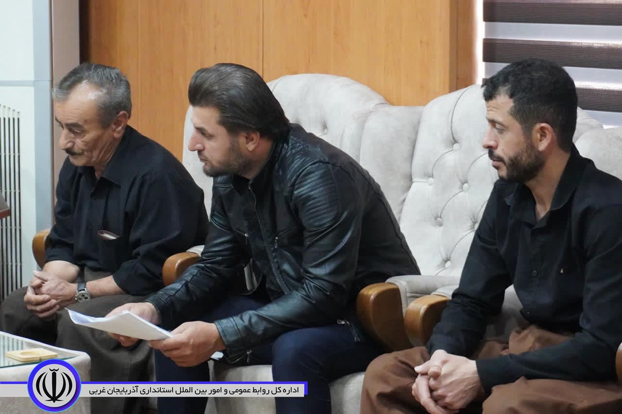 پاسخگویی و پیگیری مطالبات شهروندان در ملاقات مردمی با فرماندار مهاباد