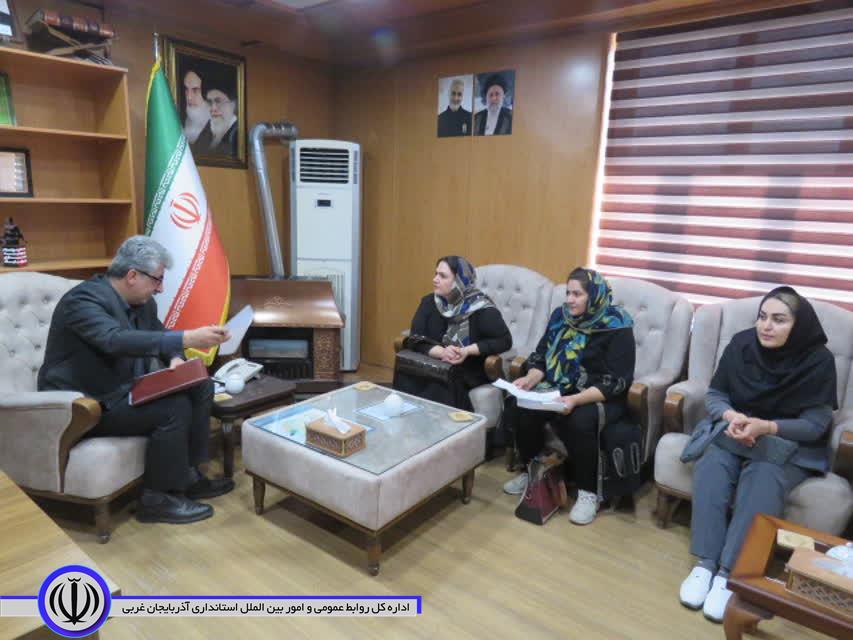 تصاویری از جلسه ملاقات عمومی فرماندار مهاباد در چهارشنبه های مردمی