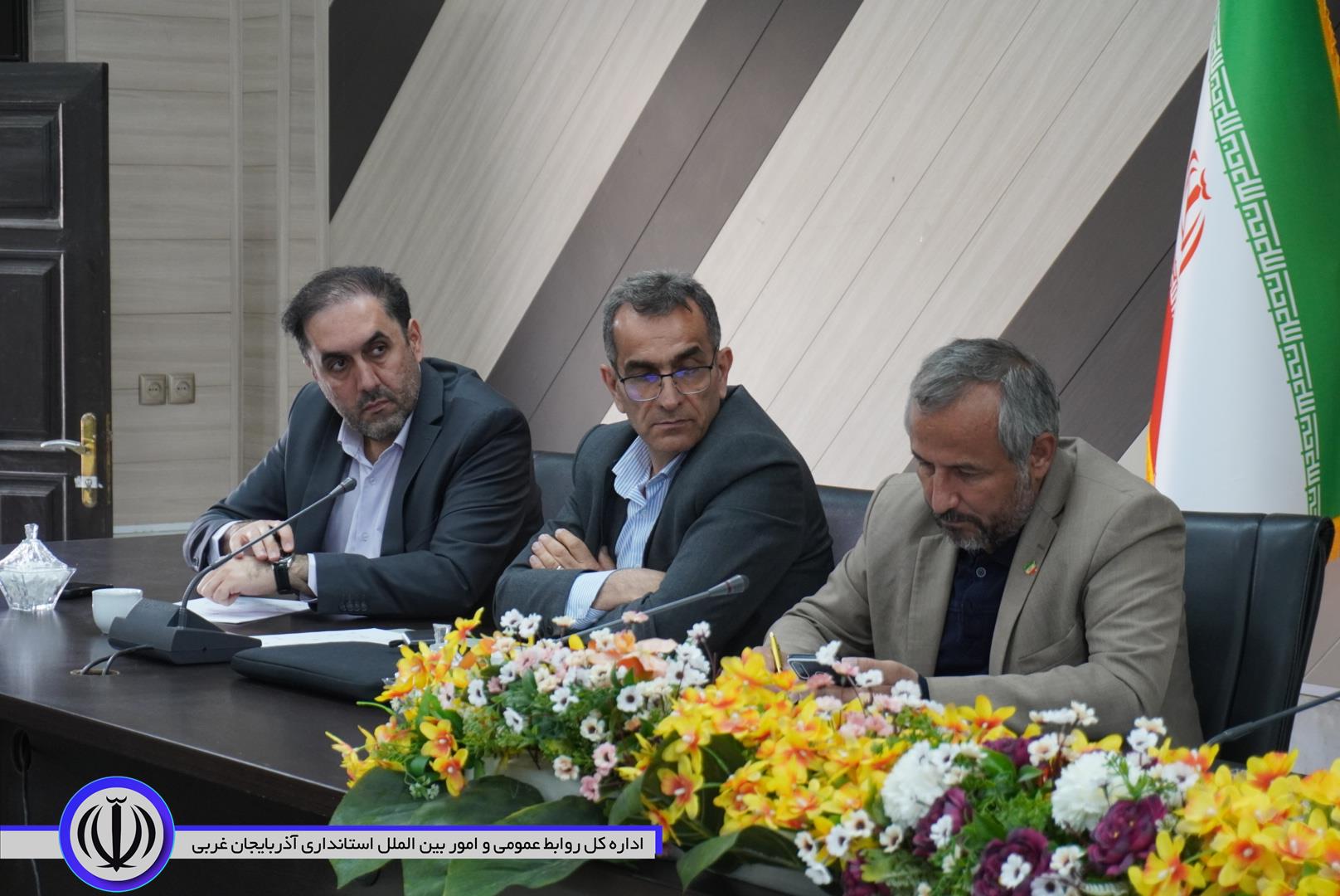 فرماندار: 127 هکتار زمین برای فاز دوم شهرک صنعتی مهاباد شناسایی شد