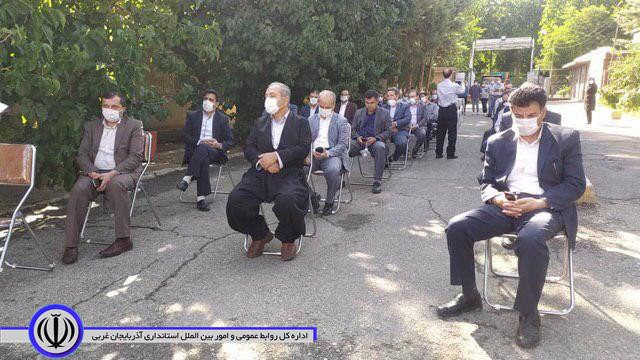بازدید مدیر کل محترم غله و خدمات بازارگانی استان آذربایجان غربی و جمعی از مسئولین شهرستان از شرکت غله مهاباد