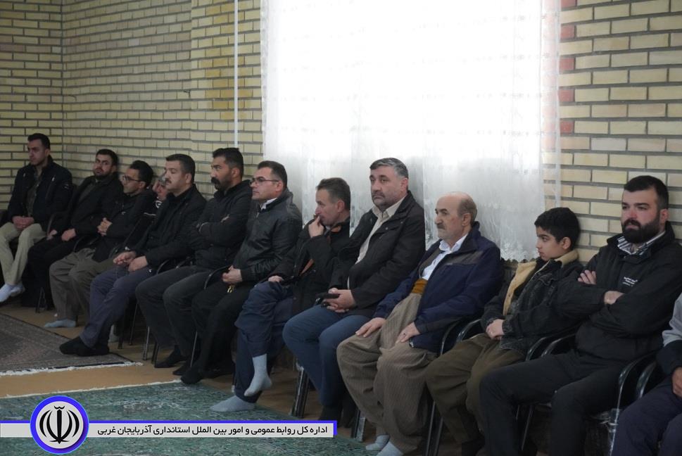 اجتماع مردم مهاباد در بیعت با رهبر معظم انقلاب