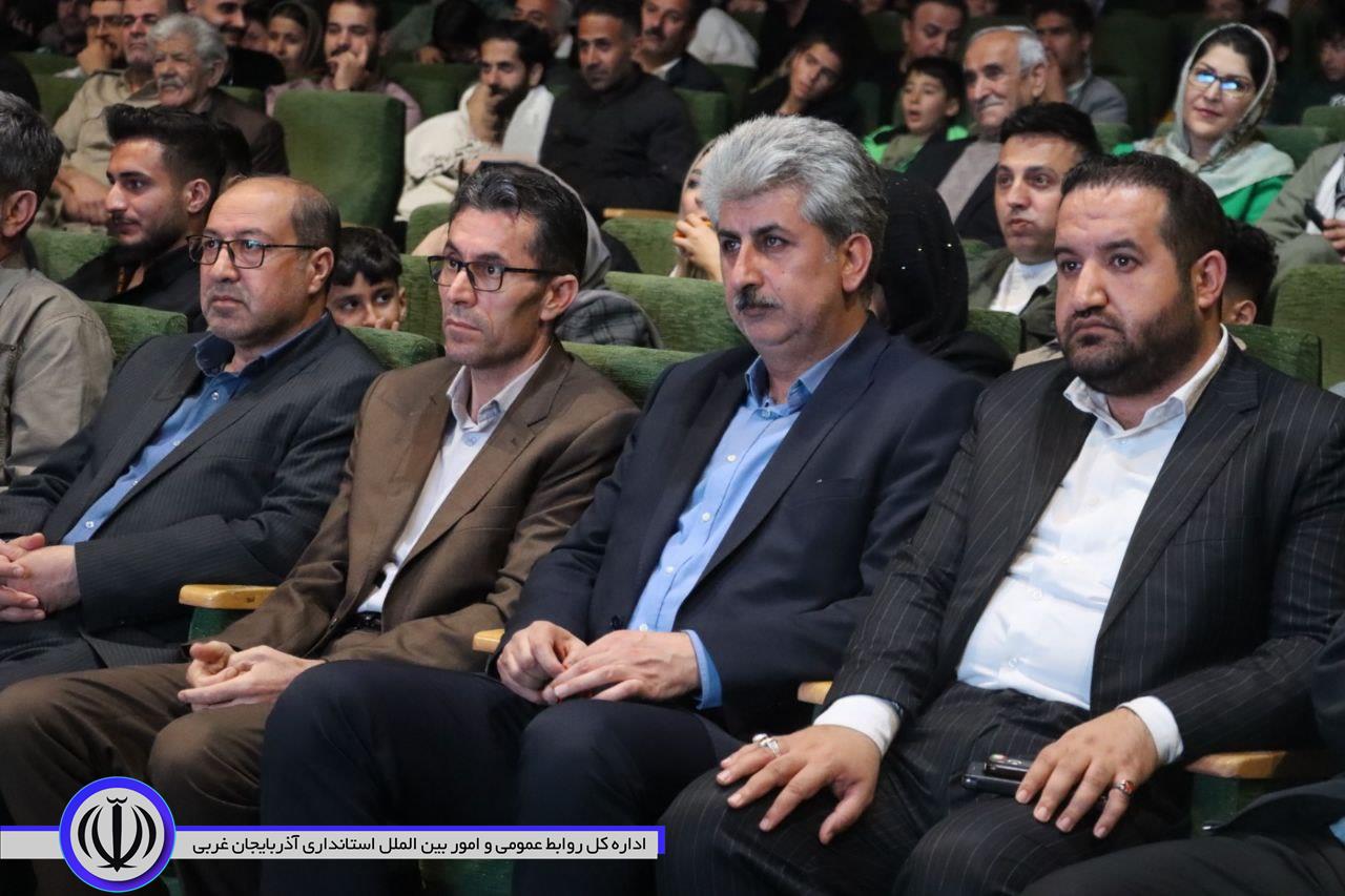 برگزاری پنجمین جشنواره موسیقی فولکلور کوردی در مهاباد