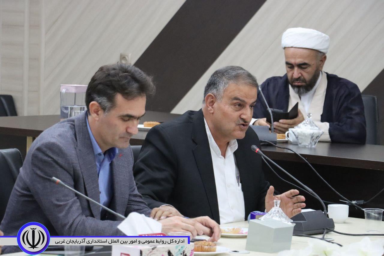 تأکید فرماندار ویژه مهاباد بر نقش مؤسسات خیریه در رفع نیازهای عمومی جامعه