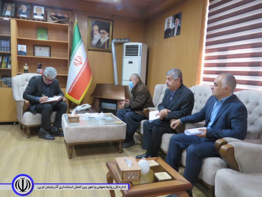 تصاویری از جلسه ملاقات عمومی فرماندار مهاباد در چهارشنبه های مردمی