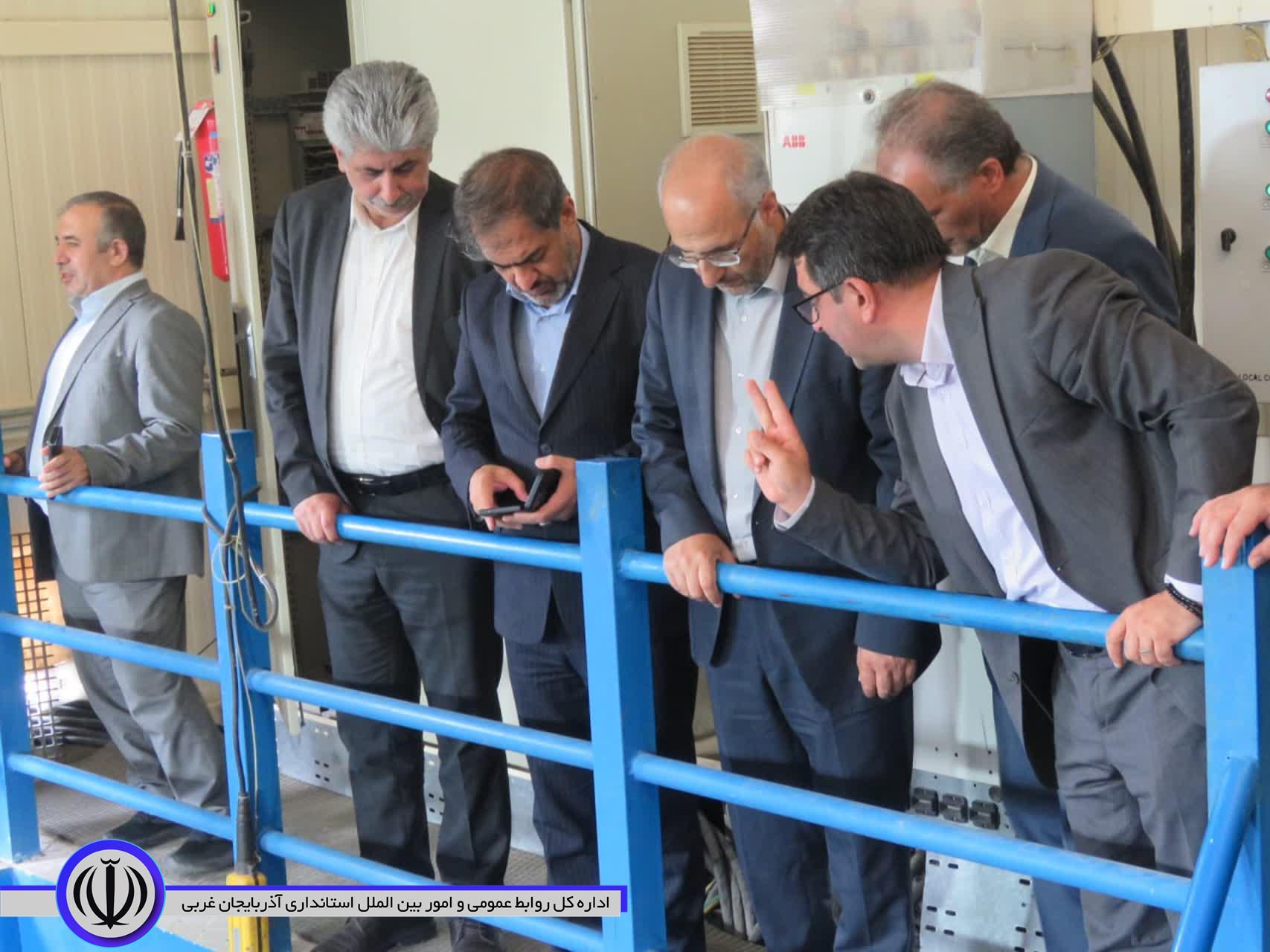 بررسی وضعیت منابع آبی در بازدید مسولان استانی و شهرستان از سد مهاباد
