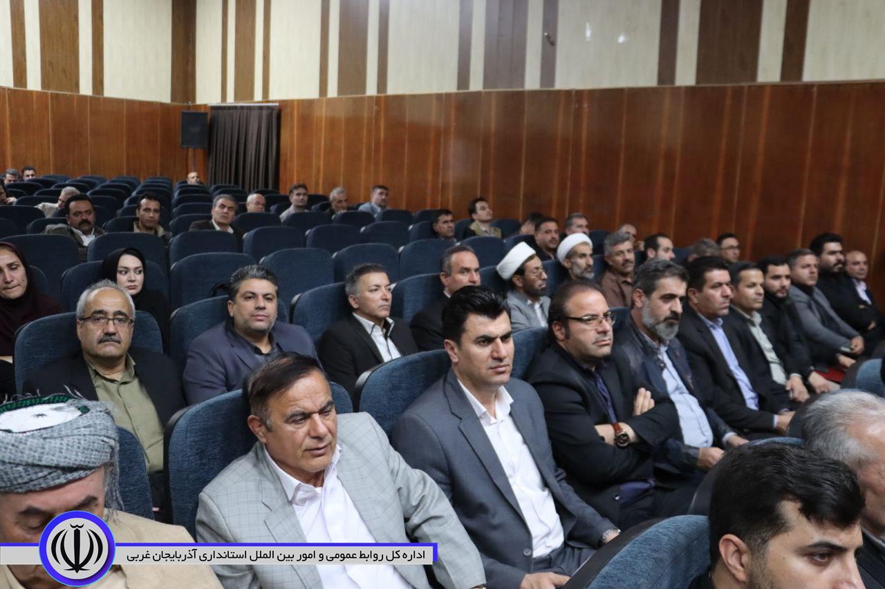 آیین تودیع و معارفه دادستان عمومی و انقلاب مهاباد برگزار شد