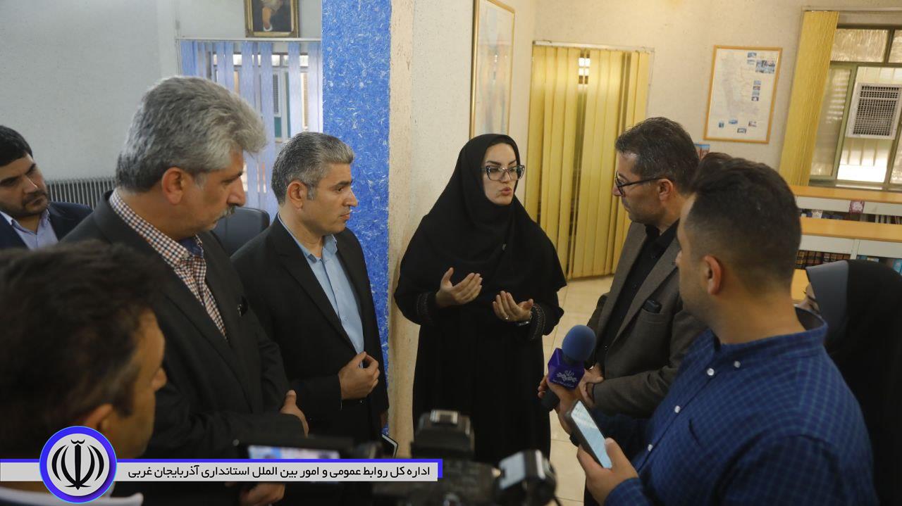 سفر دبیرکل نهاد کتابخانههای عمومی کشور به مهاباد