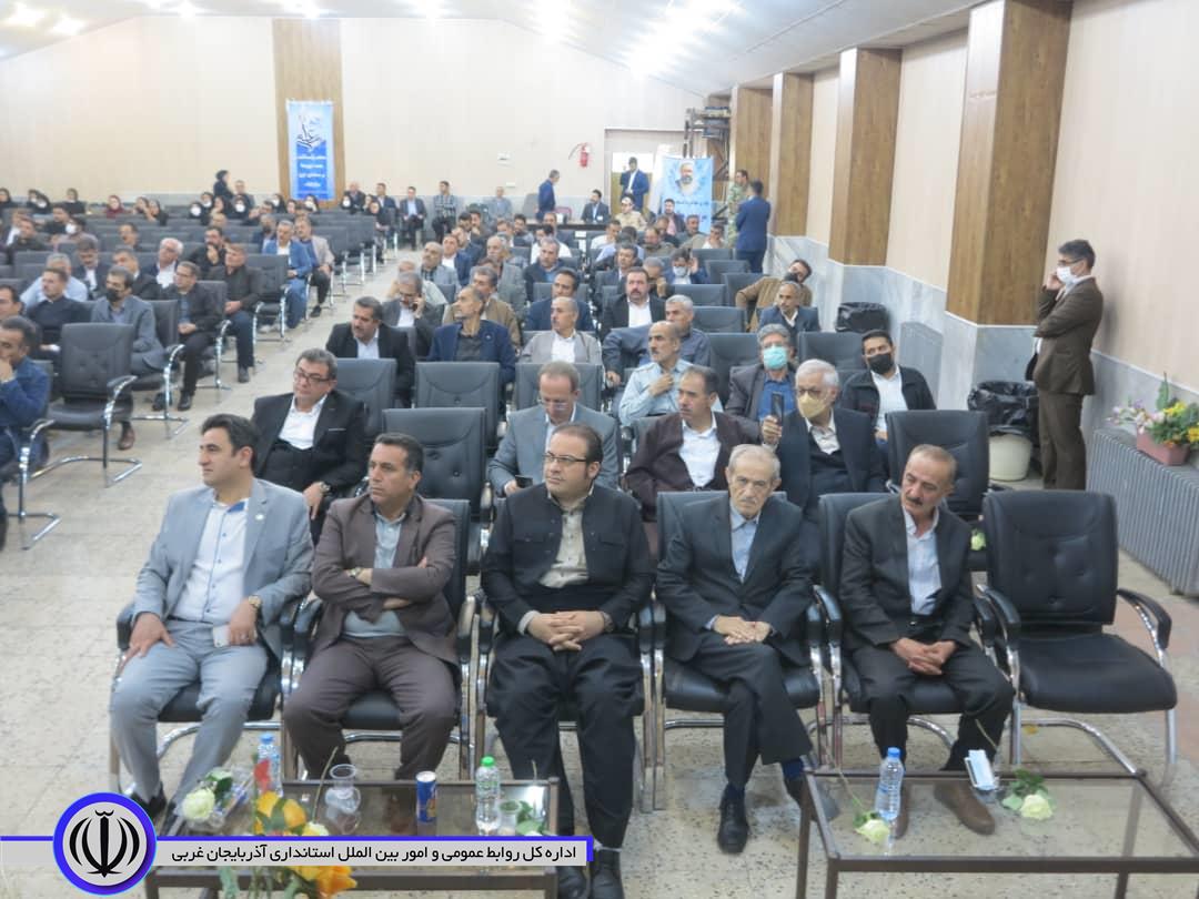 رویکرد دولت، ارتقای وضعیت معیشت معلمان است