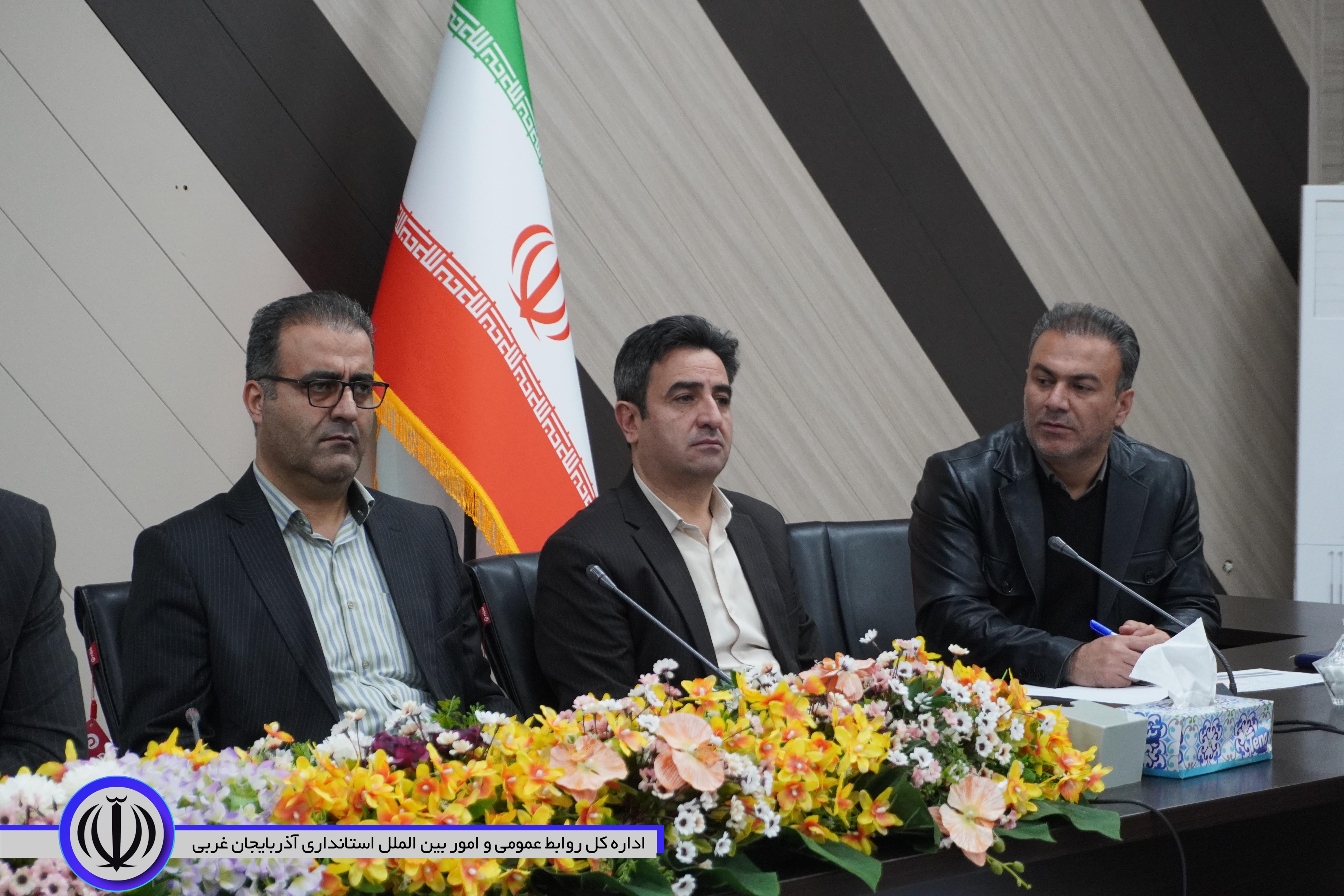 2.3 همت پروژه عمرانی در مهاباد آماده بهره‌برداری و کلنگ‌زنی است