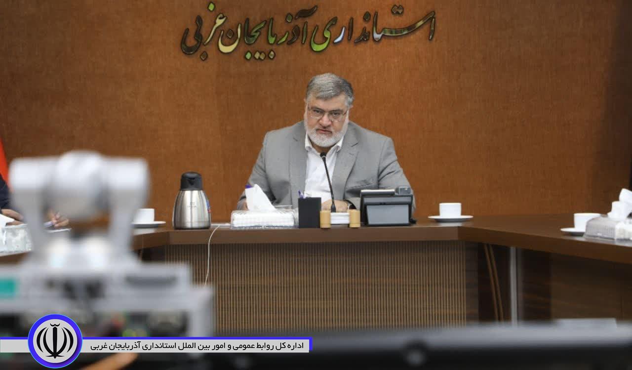 ملاقات عمومی استاندار آذربایجان غربی با مردم مهاباد برگزار شد