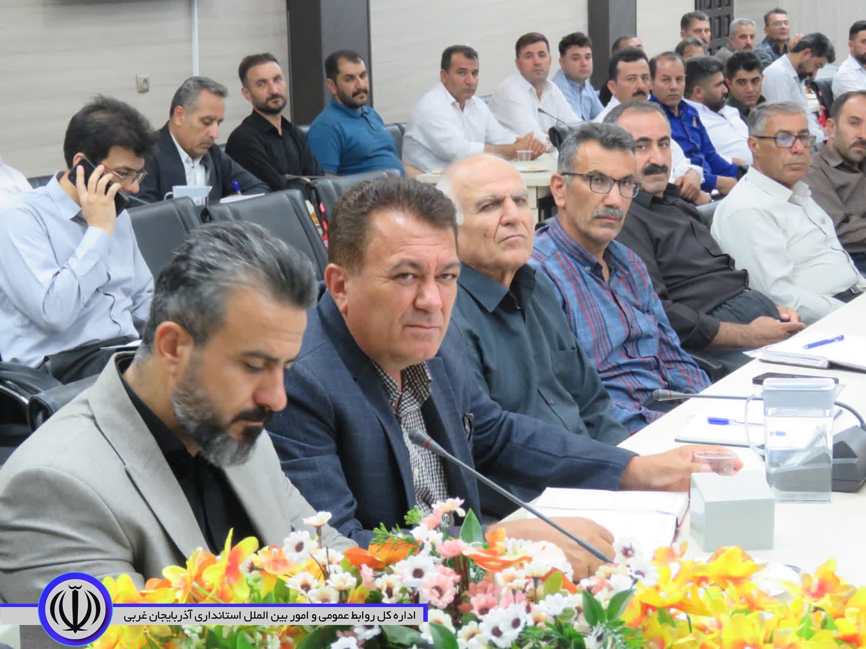نشست مشورتی دهیاران مهاباد برگزار شد