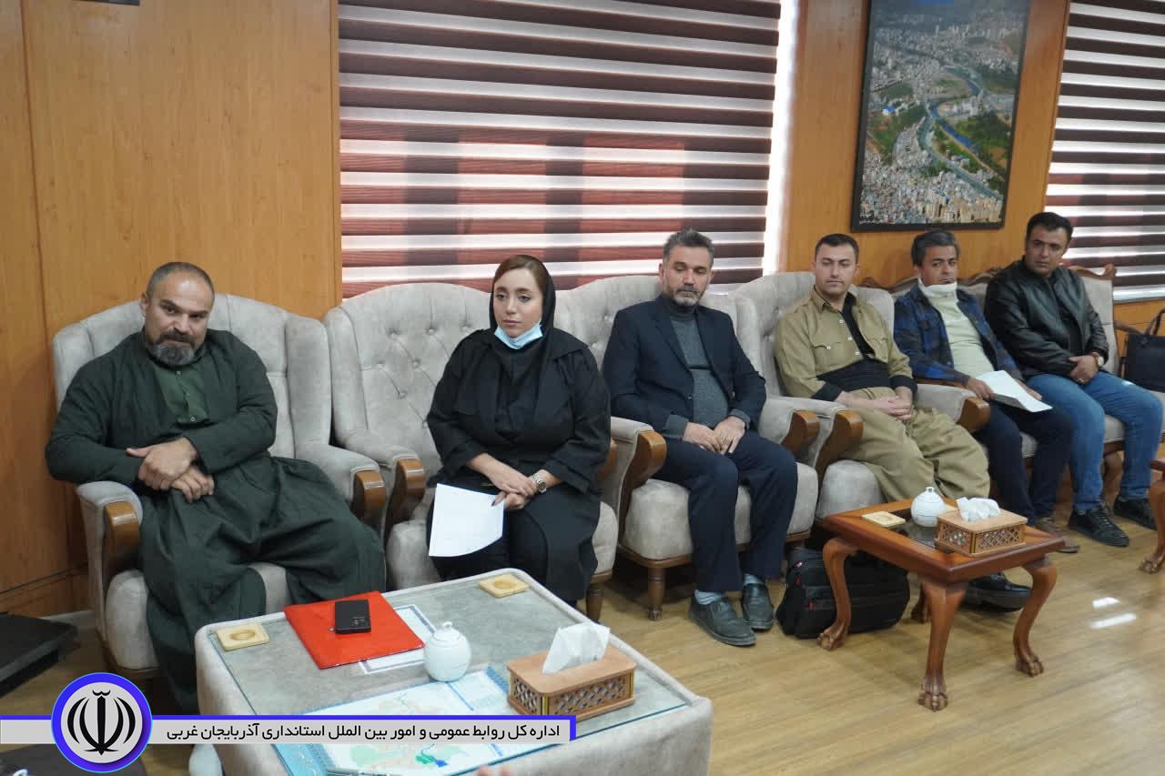 دیدار و ملاقات مردمی به صورت حضوری با فرماندار ویژه مهاباد