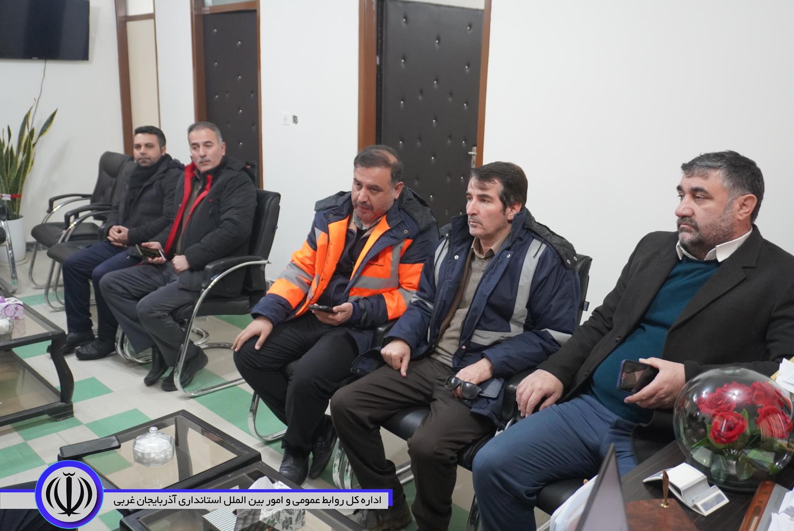 از نظارت میدانی و بررسی راه های مواصلاتی خلیفان تا برگزاری جلسه ستاد بحران در بخشداری