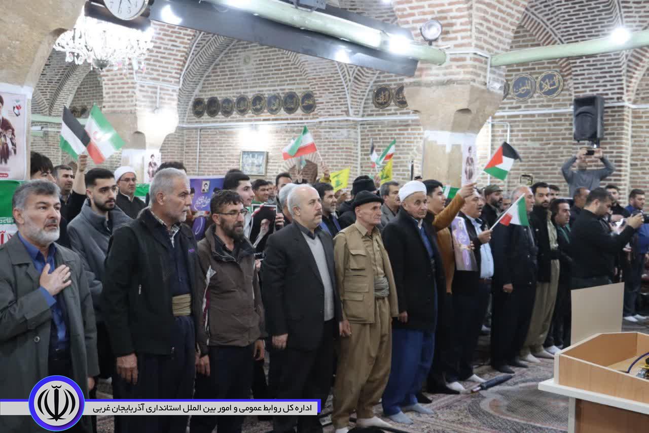 برگزاری آیین بزرگداشت امام شهید امت اسلامی و شهدای جنگ رمضان در مهاباد