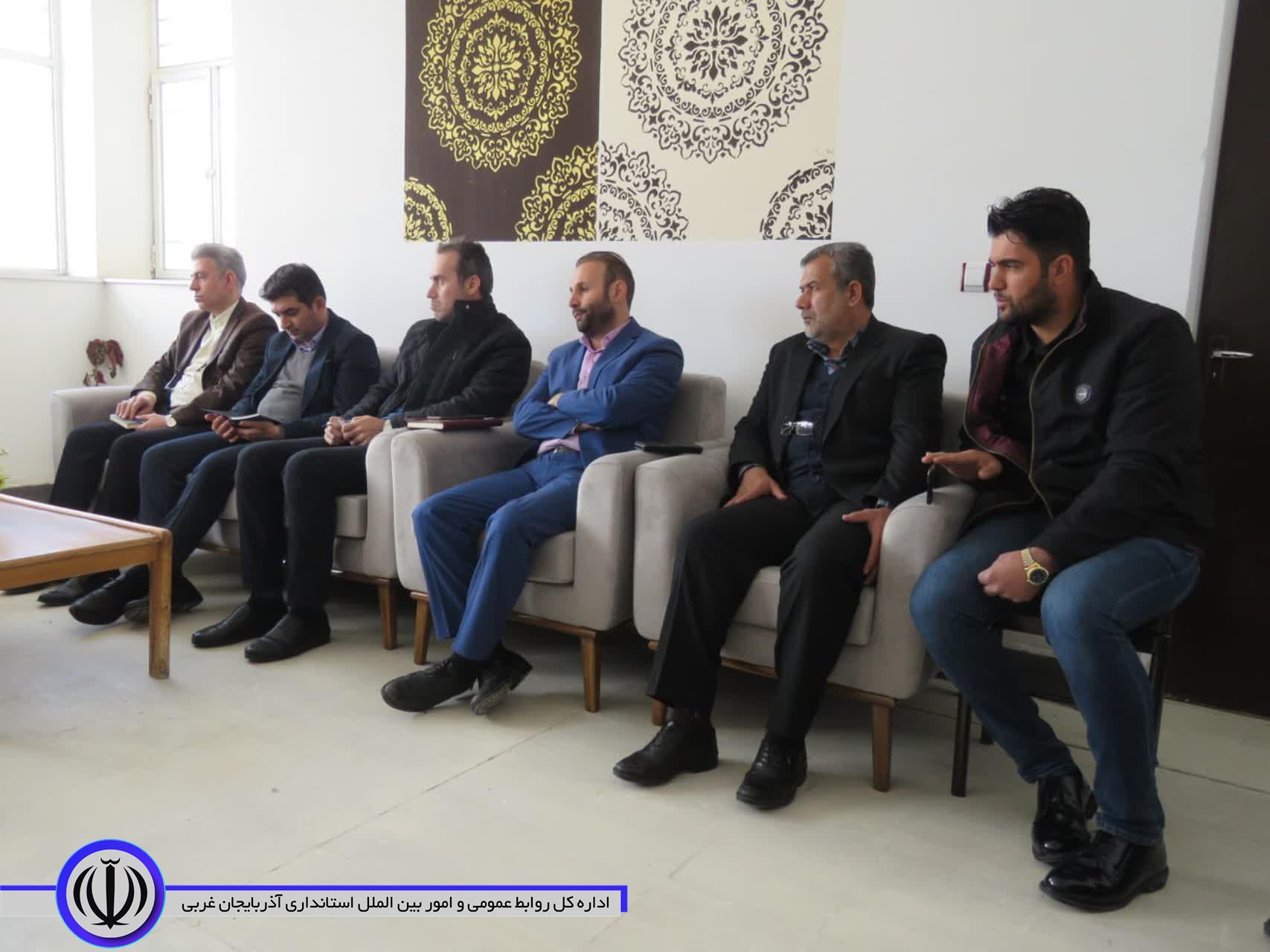 فرماندار مهاباد: افزایش محدوده روستاها در دستور کار قراردارد