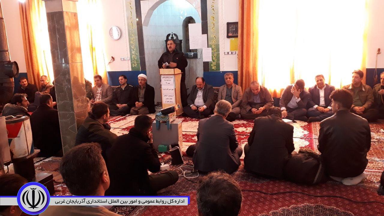 برگزاری میز خدمت در دهستان منگور شرقی