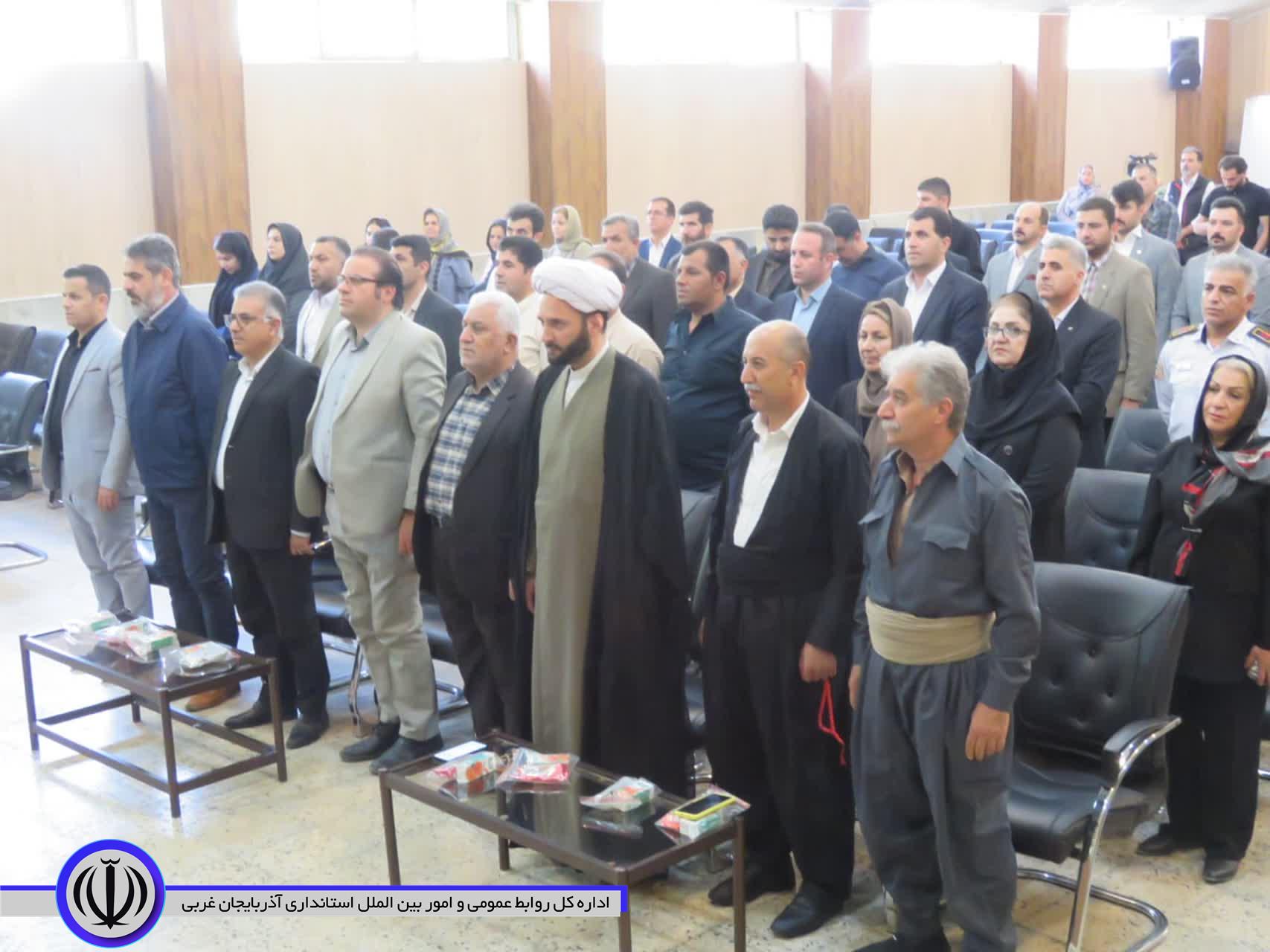 فرماندار مهاباد: حمایت از کارگران رونق تولید و بهره روری را ارتقا میدهد
