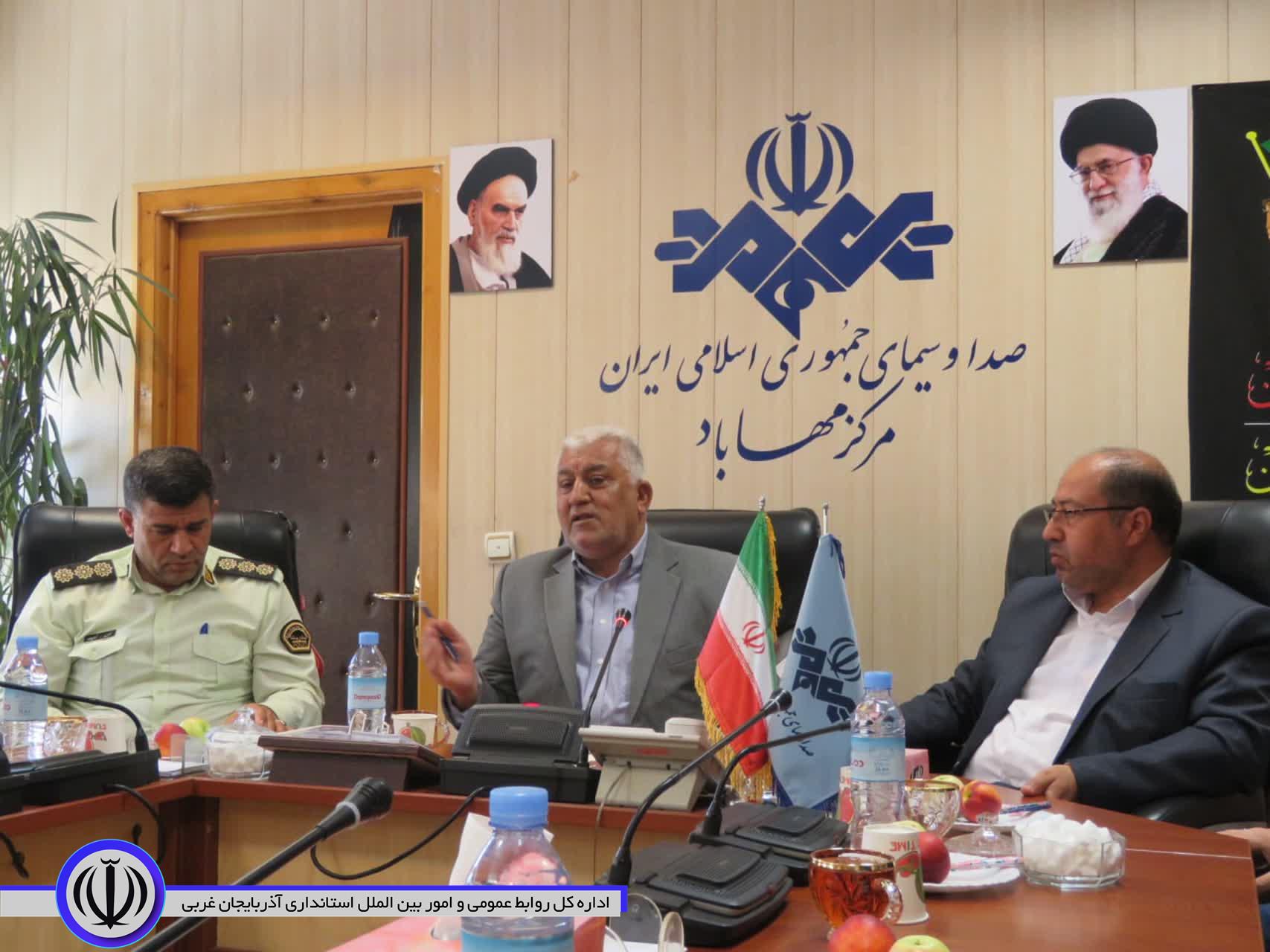مراسم قدردانی از خبرنگاران در صدا وسیمای مرکز مهاباد برگزار شد